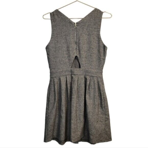 Zara | Button Front V Neck Sleeveless Key Hole Back Tweed Dress Gray - Picture 2 of 8